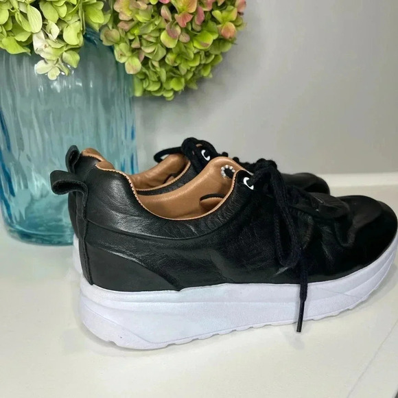 Ateliers Korbin Black Leather Sneakers - Picture 5 of 12